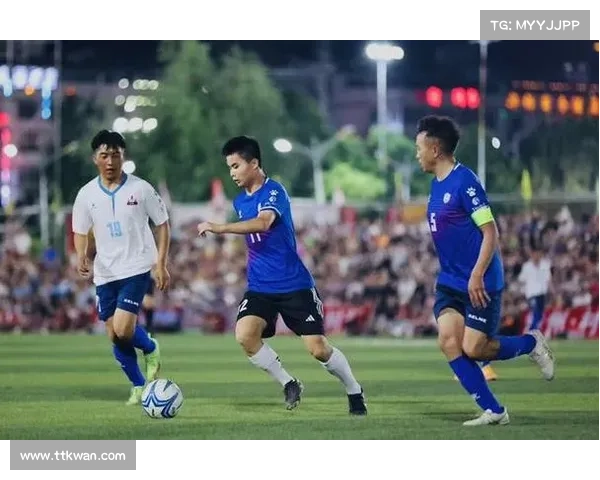 MLS芝加哥火焰队与龙舌兰品牌联名推出限量版球衣激情亮相 MLS芝加哥火焰队与龙舌兰品牌联名推出限量版球衣激情亮相